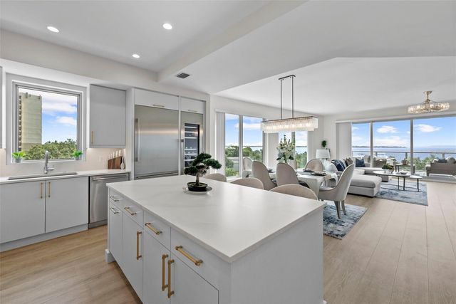 2910 W BARCELONA STREET 501, Tampa, FL 33629