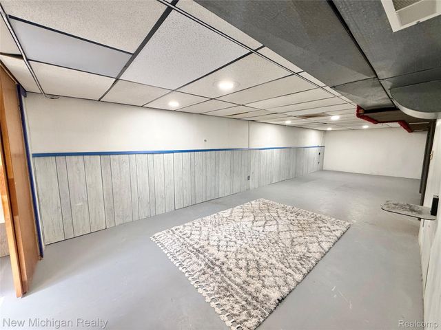 501 Spring Lane, Flushing, MI 48433