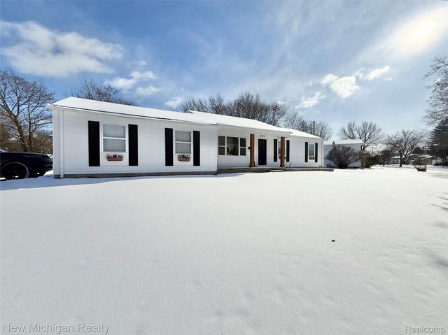 501 Spring Lane, Flushing, MI 48433
