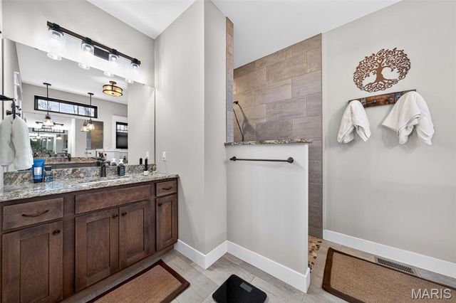 62 Copper Hills Cove, Troy, MO 63379