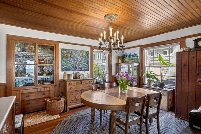 205 Grand Avenue, Falmouth, MA 02540