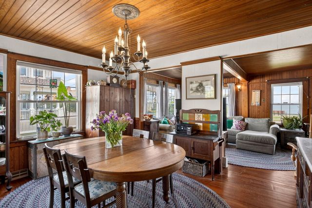 205 Grand Avenue, Falmouth, MA 02540