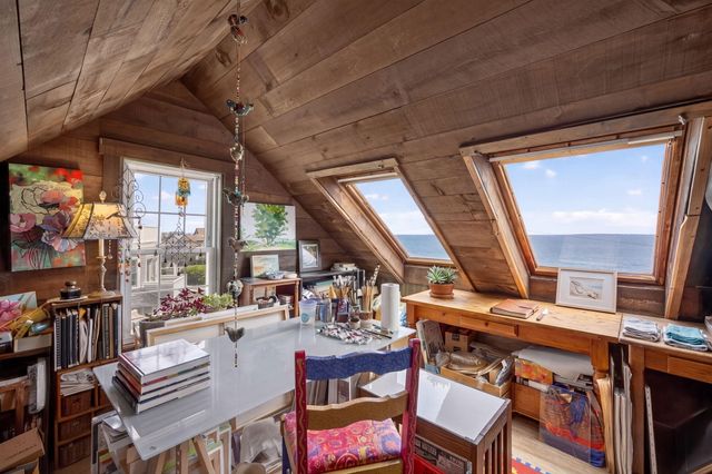 205 Grand Avenue, Falmouth, MA 02540