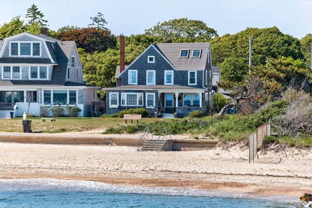 205 Grand Avenue, Falmouth, MA 02540