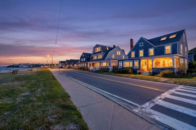 205 Grand Avenue, Falmouth, MA 02540