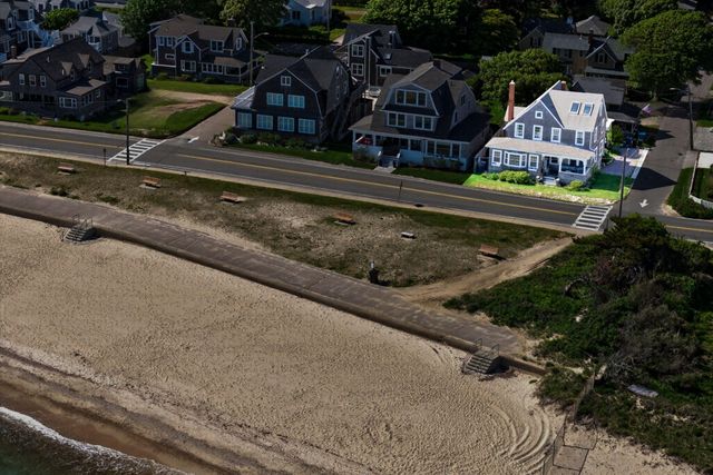 205 Grand Avenue, Falmouth, MA 02540