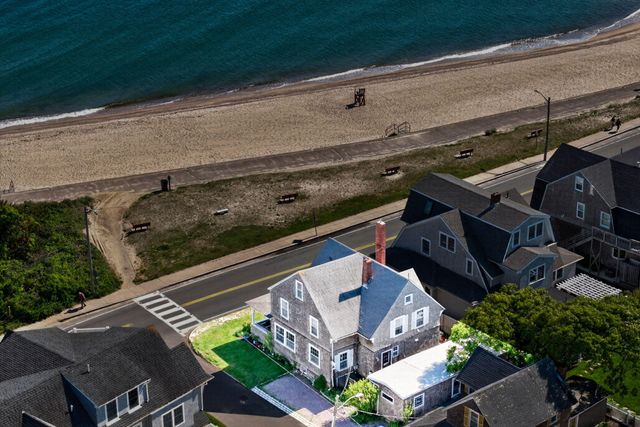 205 Grand Avenue, Falmouth, MA 02540