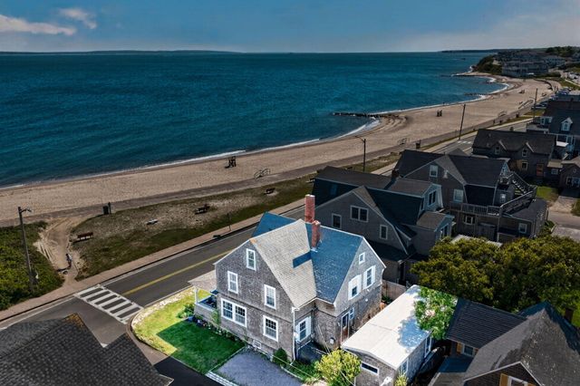 205 Grand Avenue, Falmouth, MA 02540