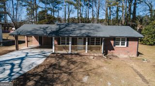 419 Lockridge Lane, Lawrenceville, GA 30046