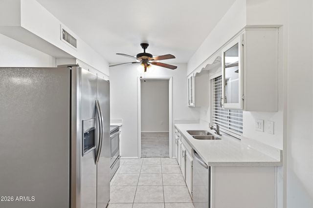 10922 W SANTA FE Drive, Sun City, AZ 85351