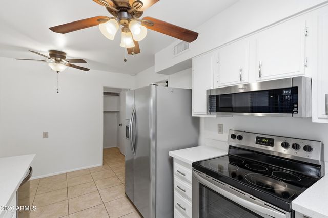 10922 W SANTA FE Drive, Sun City, AZ 85351