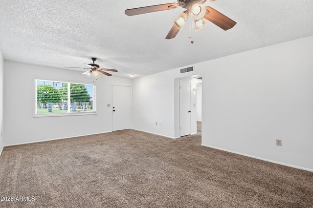 10922 W SANTA FE Drive, Sun City, AZ 85351