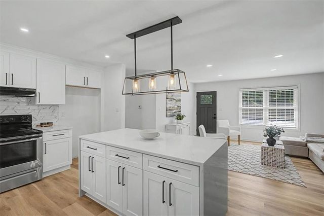 832 Derbyshire Court, Norcross, GA 30071