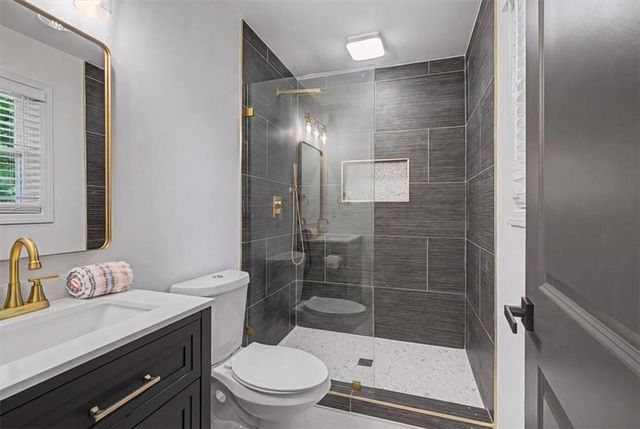 832 Derbyshire Court, Norcross, GA 30071