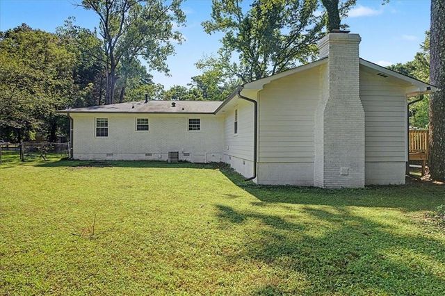 832 Derbyshire Court, Norcross, GA 30071