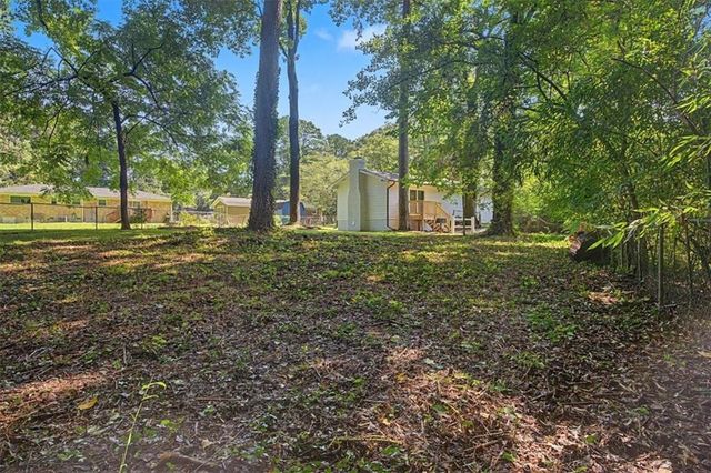 832 Derbyshire Court, Norcross, GA 30071