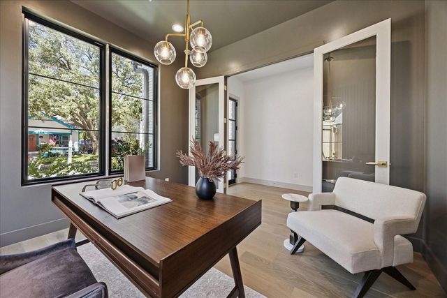 1209 Willard Street, Houston, TX 77006