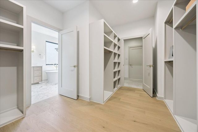 1209 Willard Street, Houston, TX 77006