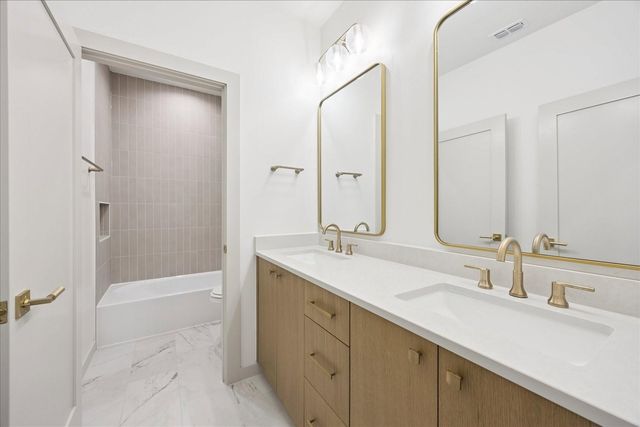 1209 Willard Street, Houston, TX 77006