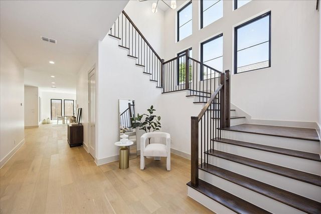 1209 Willard Street, Houston, TX 77006