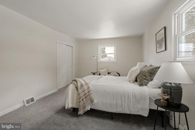 310 BUCHANAN DR, Coatesville, PA 19320