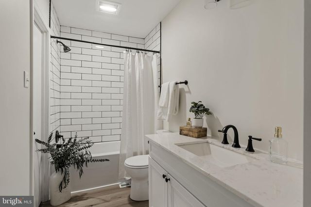 310 BUCHANAN DR, Coatesville, PA 19320