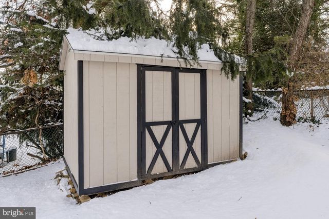 310 BUCHANAN DR, Coatesville, PA 19320