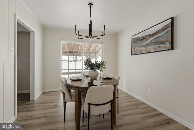 310 BUCHANAN DR, Coatesville, PA 19320