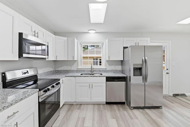 116 Wendfield CIR, Newport News, VA 23601