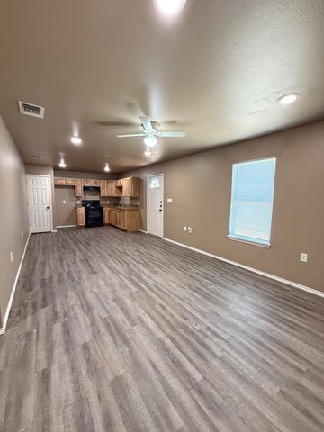 524 46th Street, B, Lubbock, TX 79404