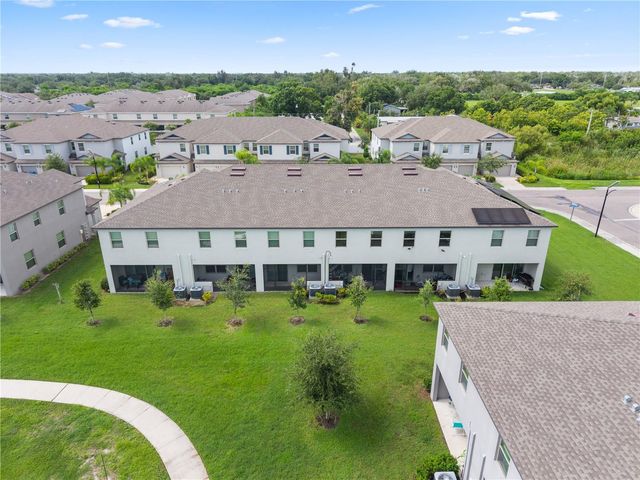 724 ROYAL EMPRESS DRIVE, Ruskin, FL 33570