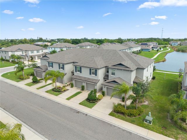724 ROYAL EMPRESS DRIVE, Ruskin, FL 33570