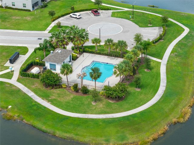 724 ROYAL EMPRESS DRIVE, Ruskin, FL 33570