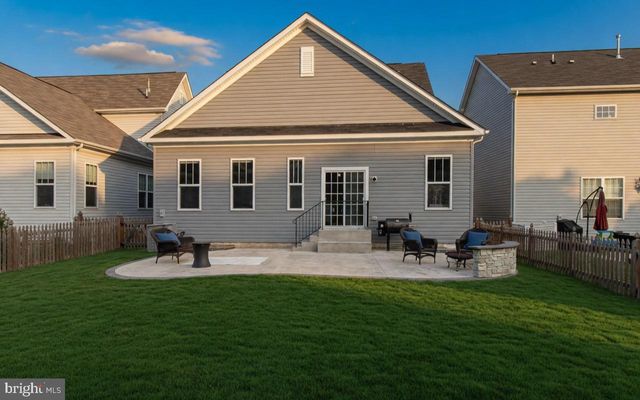 813 MILDENHALL CT, Purcellville, VA 20132