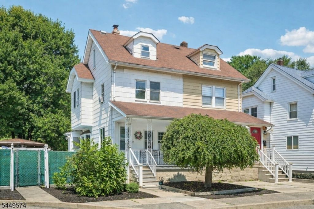 2 Howard St, Pompton Lakes Boro, NJ 07442 — exterior