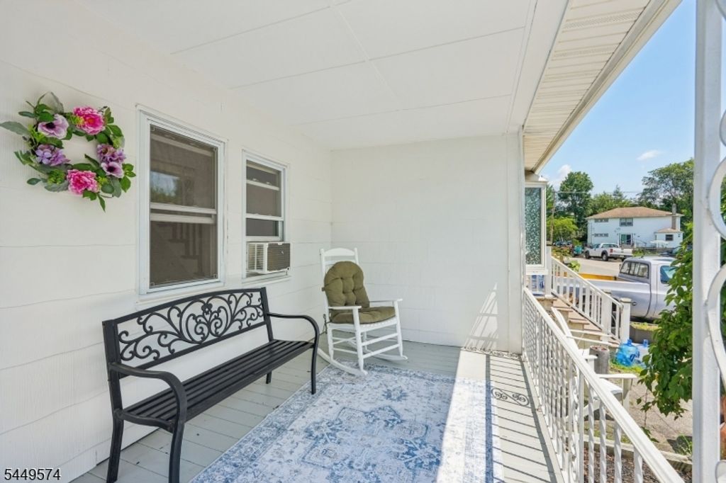 2 Howard St, Pompton Lakes Boro, NJ 07442 — photo 3