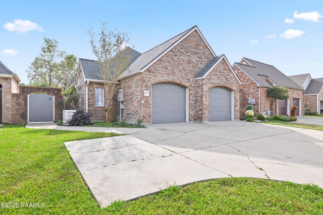 1317 Dulles Drive, Lafayette, LA 70506
