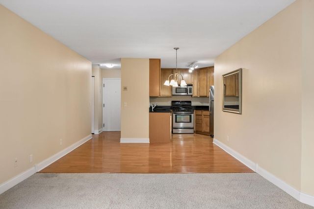 3540 Hennepin Avenue 316, Minneapolis, MN 55408