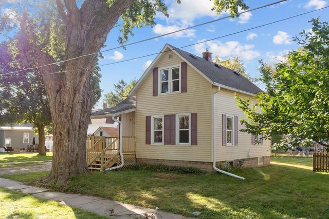 715 W Commercial STREET, Appleton, WI 54914