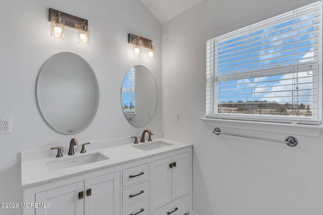 68 Morris Boulevard, Manahawkin, NJ 08050