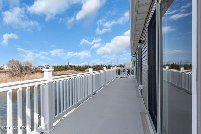 68 Morris Boulevard, Manahawkin, NJ 08050