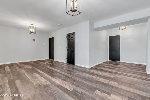 68 Morris Boulevard, Manahawkin, NJ 08050