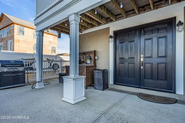 68 Morris Boulevard, Manahawkin, NJ 08050