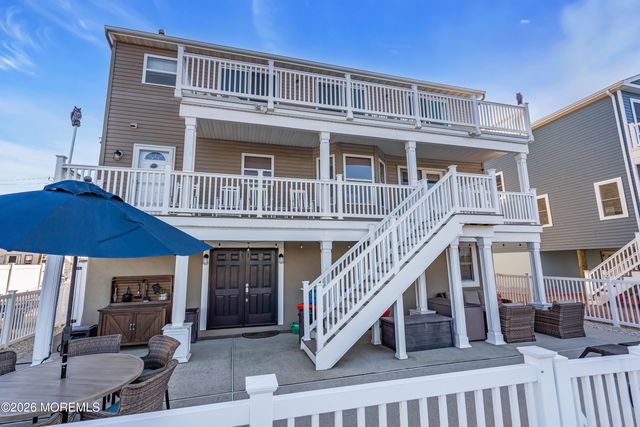 68 Morris Boulevard, Manahawkin, NJ 08050