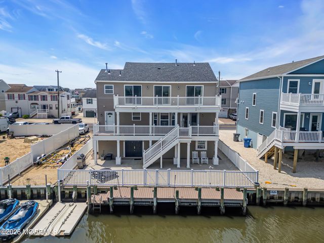 68 Morris Boulevard, Manahawkin, NJ 08050