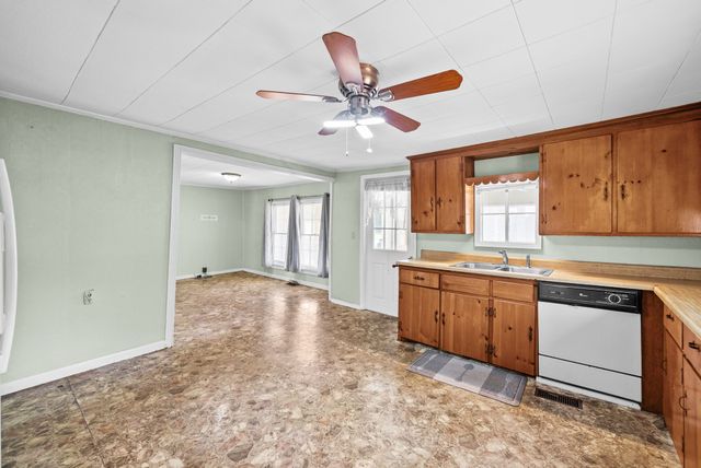1705 Highway 120, Big Rock, TN 37023