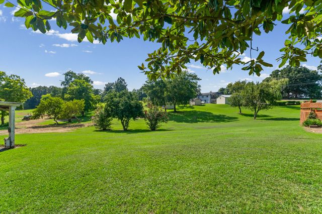 1705 Highway 120, Big Rock, TN 37023