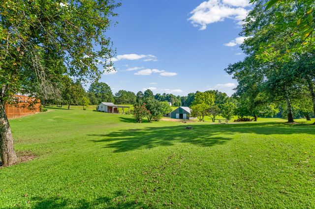 1705 Highway 120, Big Rock, TN 37023