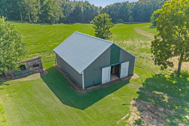 1705 Highway 120, Big Rock, TN 37023
