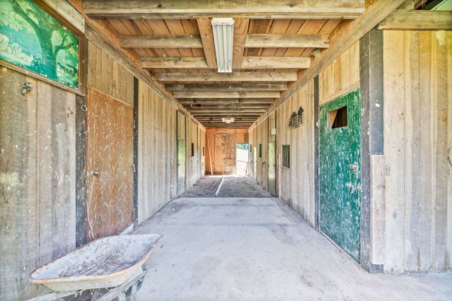 1705 Highway 120, Big Rock, TN 37023